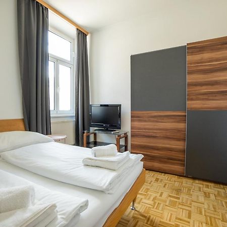 Two Bedrooms Family Nice Apartment ウィーン エクステリア 写真