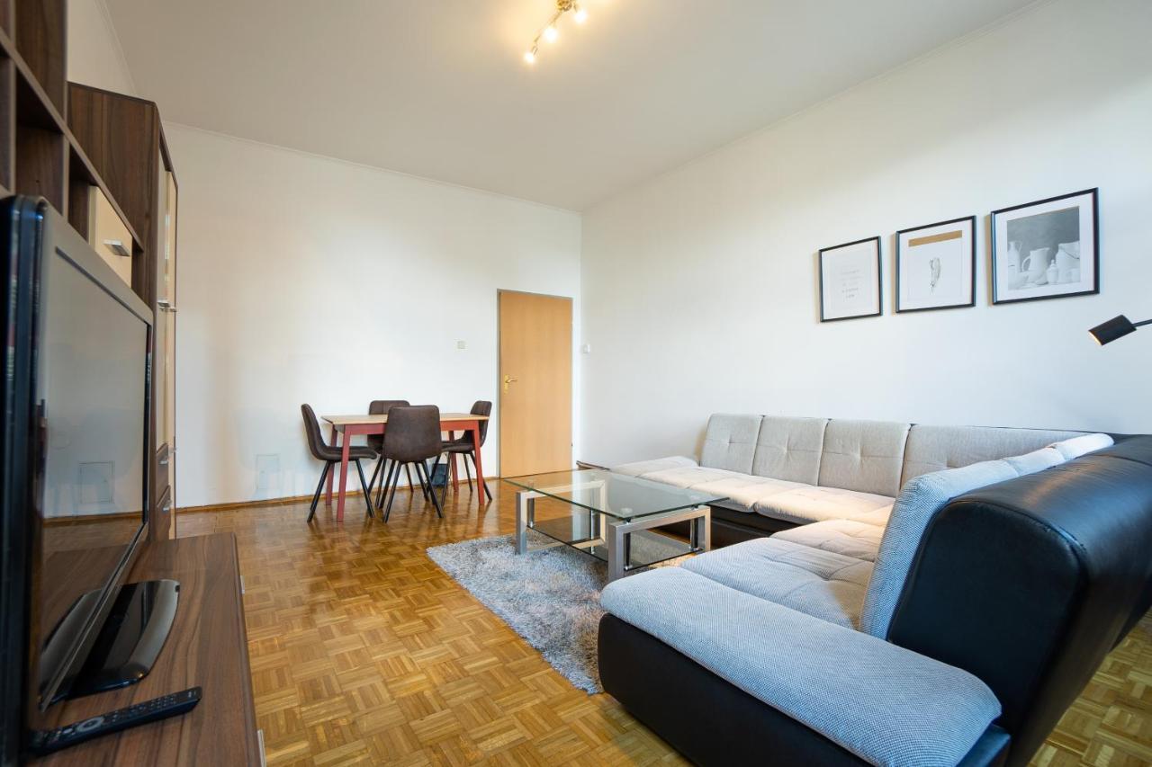Two Bedrooms Family Nice Apartment ウィーン エクステリア 写真